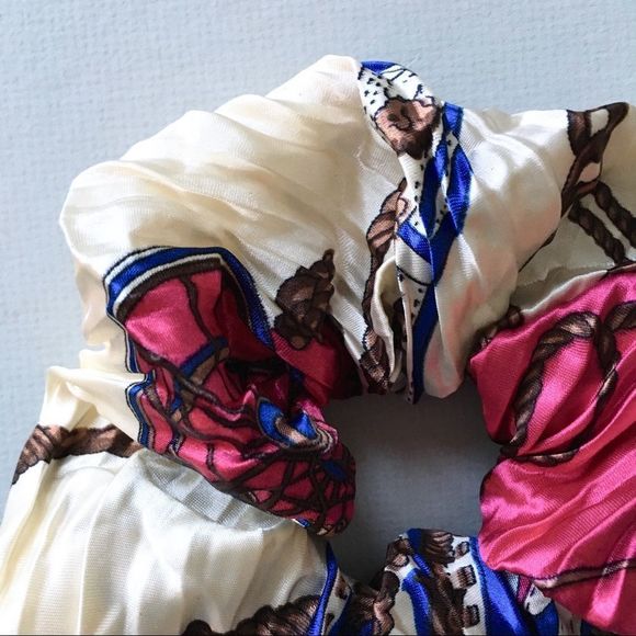 Set of 3 Big Regal Print Silky Pleated Scrunchies - Picture 3 of 5